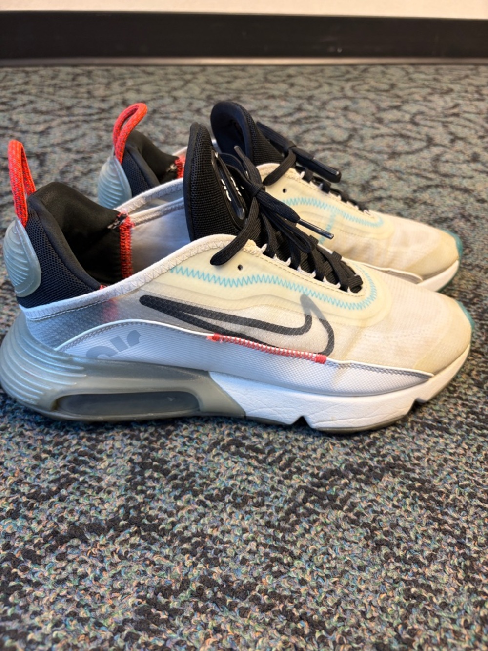 Nike Womens Air Max 2090 CT7698-100 White Running Shoes Sneakers Size 10.5